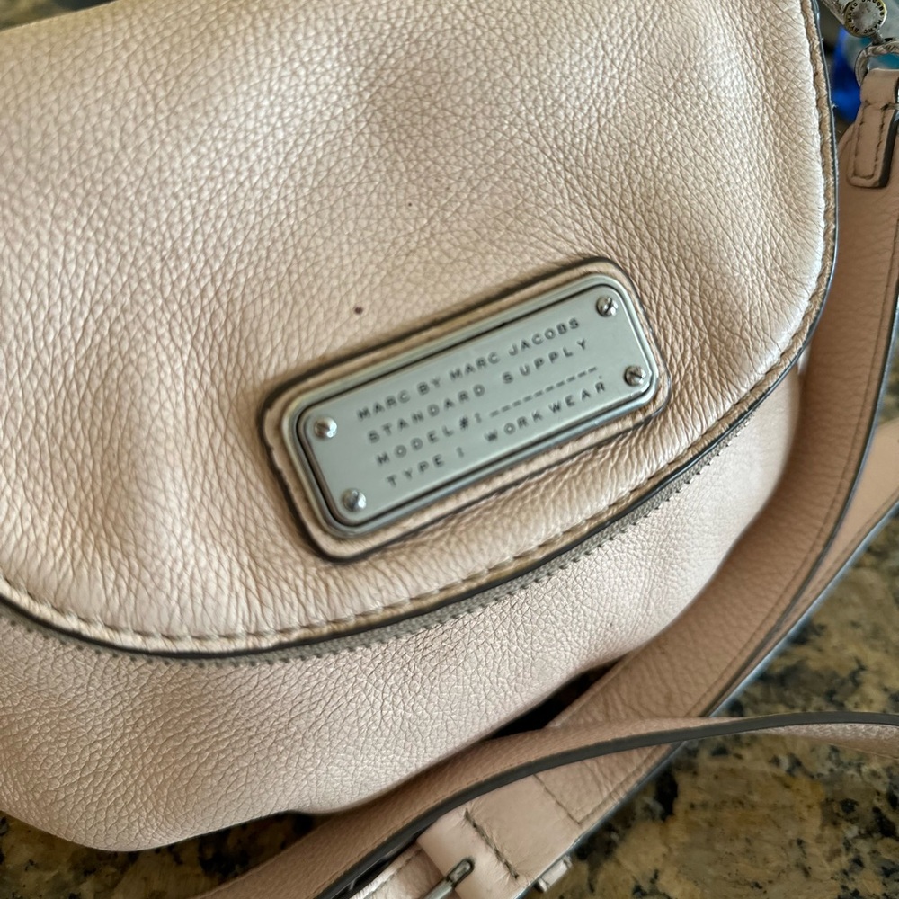 Marc by Marc Jacobs Natasha crossbody in pink leather